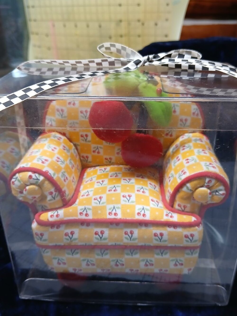 Mary Engelbreit Pincushion Chair 3